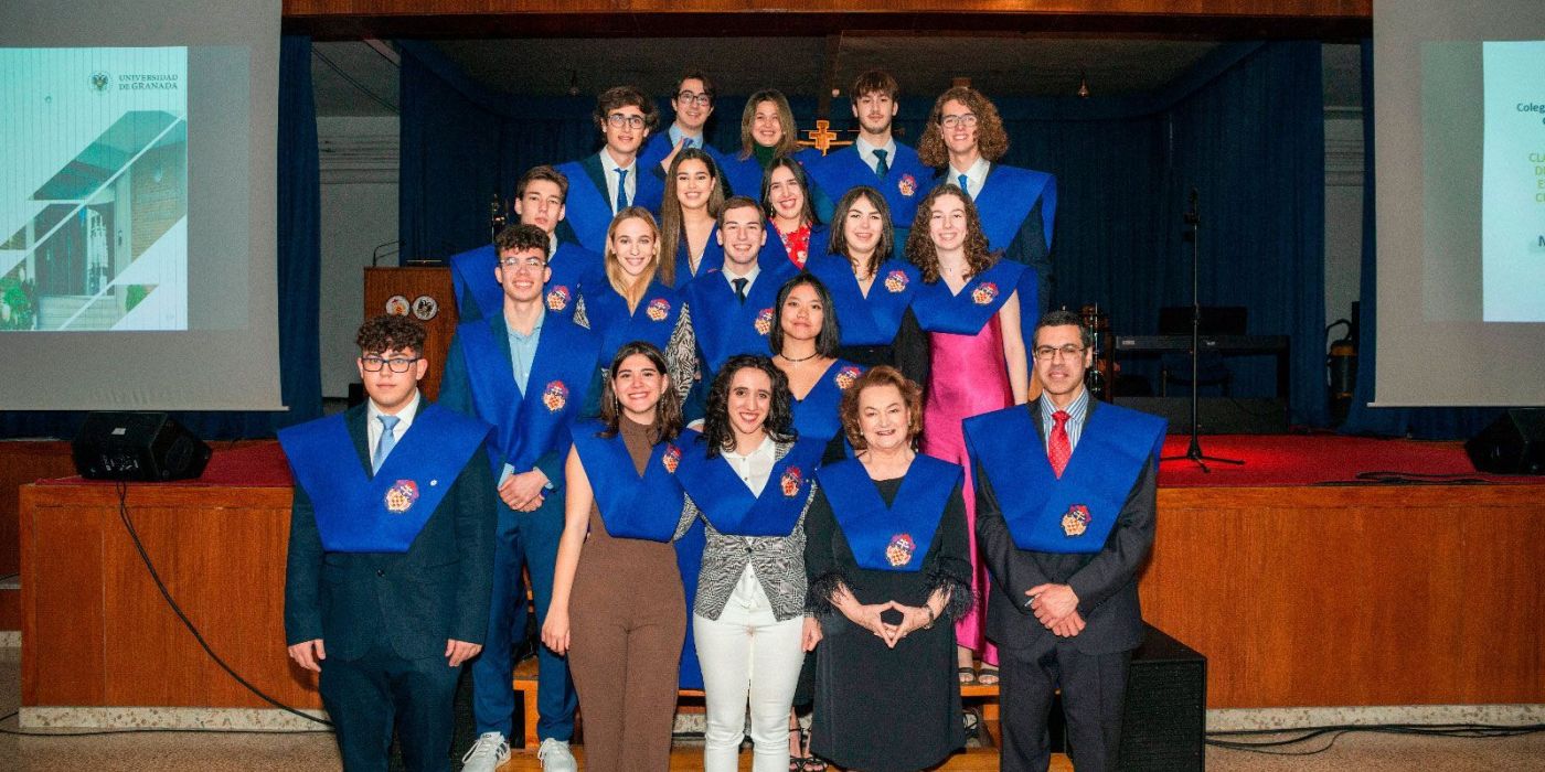 Acto de Imposición de Becas y Escudos en el Colegio Mayor Cardenal Cisneros de Granada