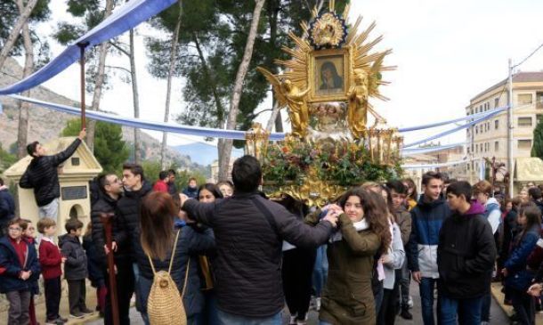 El Convent recibe a la Mare de Déu del Miracle con gran fervor